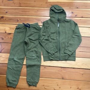 Cat & Jack Sweat Outfit